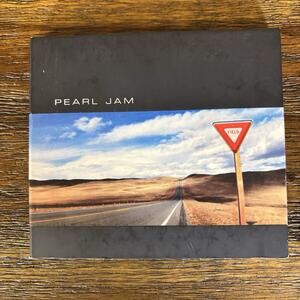 Pearl Jam: Yield CD, 1998, Epic Grunge Seattle Bands Tested And Working